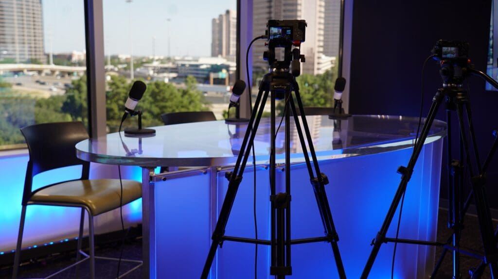 newscast-studio-6